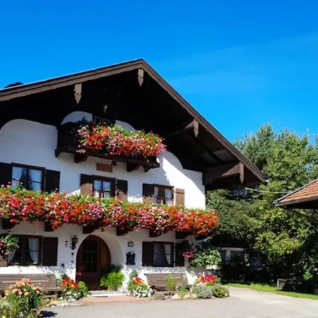 Klauserhof Apartment